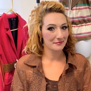 Meet your Posher, Jillian